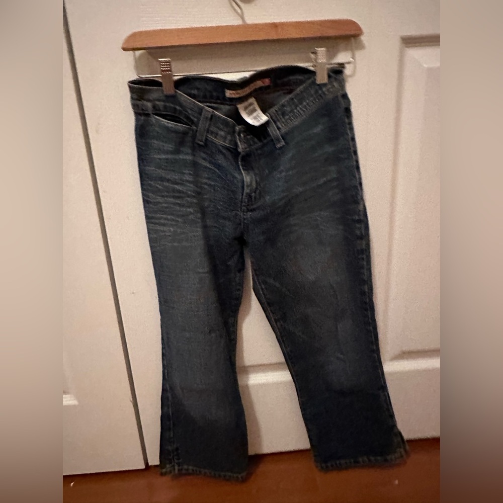 Guess flare crops